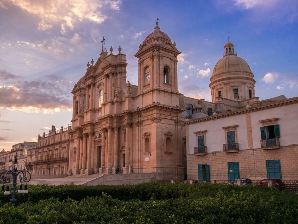 Porta Nazionale Dependance Bed & Breakfast Noto Ngoại thất bức ảnh