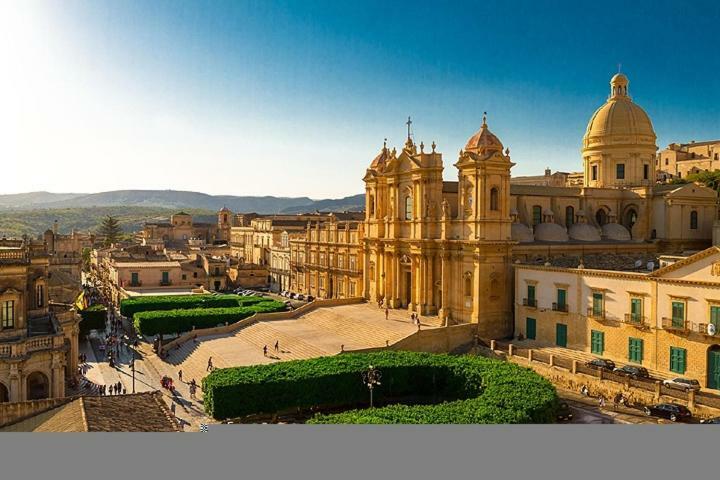 Porta Nazionale Dependance Bed & Breakfast Noto Ngoại thất bức ảnh